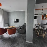 Сasa de vacaciones Emlavie - Maison Familiale Ou Loft - A 3km Futuroscope *