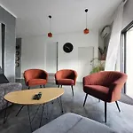 Сasa de vacaciones Emlavie - Maison Familiale Ou Loft - A 3km Futuroscope