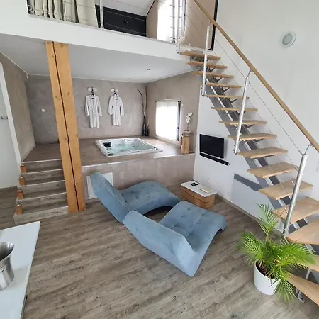 Emlavie - Maison Familiale Ou Loft - A 3km Futuroscope Feriehus *