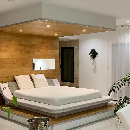 Holiday home Lofts Emlavie - Locations Avec Privatifs - Futuroscope A 5 Mn - Arena Et Aquascope *