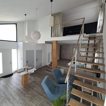 Emlavie - Maison Familiale Ou Loft - A 3km Futuroscope