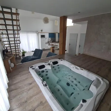 Emlavie - Maison Familiale Ou Loft - A 3km Futuroscope Feriehus *