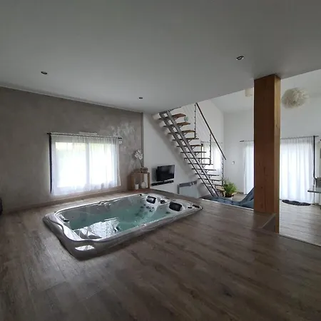 Emlavie - Maison Familiale Ou Loft - A 3km Futuroscope