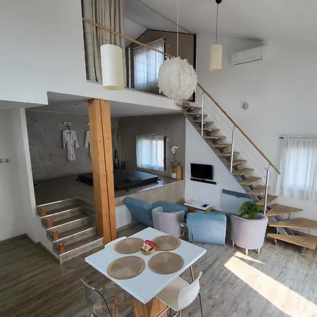 Emlavie - Maison Familiale Ou Loft - A 3km Futuroscope