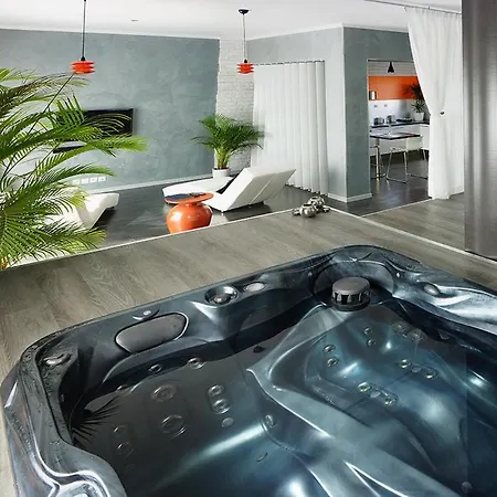 Holiday home Lofts Emlavie - Locations Avec Privatifs - Futuroscope A 5 Mn - Arena Et Aquascope