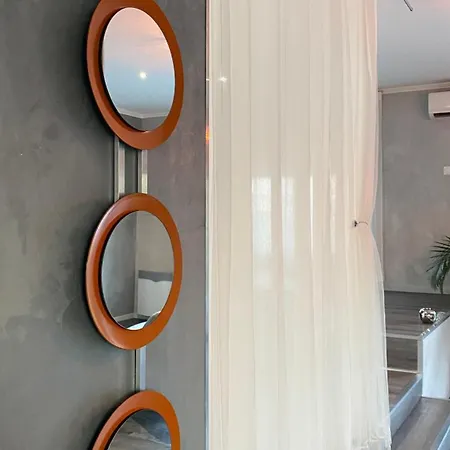 Holiday home Lofts Emlavie - Locations Avec Privatifs - Futuroscope A 5 Mn - Arena Et Aquascope *