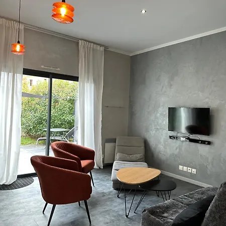 Feriehus Emlavie - Maison Familiale Ou Loft - A 3km Futuroscope *