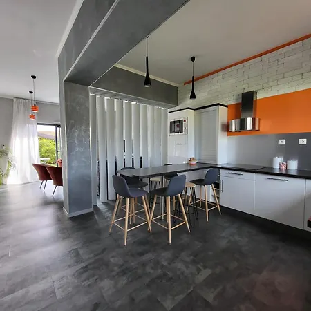 Emlavie - Maison Familiale Ou Loft - A 3km Futuroscope Сasa de vacaciones Chasseneuil-du-Poitou