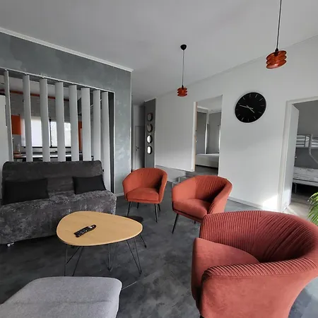 Emlavie - Maison Familiale Ou Loft - A 3km Futuroscope Chasseneuil-du-Poitou